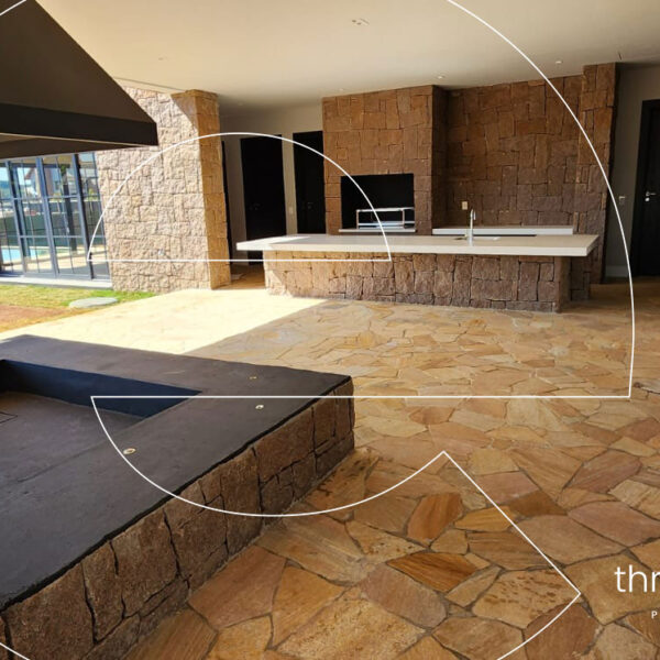 eee-FBV-Stone-House-DV-00011